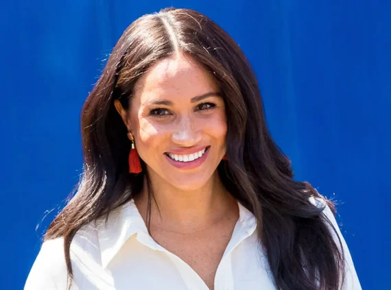 33 مدل رنگ موی قهوه ای تیره "برای هر رنگ پوست" 19 www.schlager.de meghan markle staging.adelpost.de alle bilder des britischen koenigshauses 37125137 web e1650290905723 1 e1759152818791