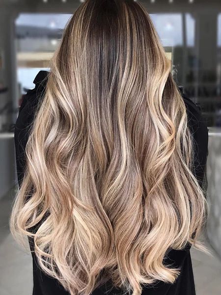 24 ایده جذاب رنگ موی بلوند تیره + (برای ظاهری لوکس و طبیعی) 12 blonde highlights grande