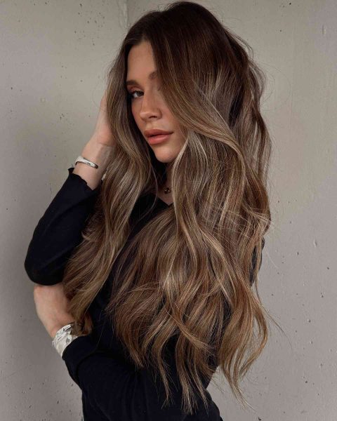 24 ایده جذاب رنگ موی بلوند تیره + (برای ظاهری لوکس و طبیعی) 2 chrisweberhair 1715017338 3362131578819248962 284096348 983243f0b60d4173818c855f77a84861 e1761732239532
